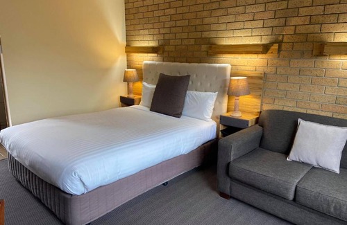 Hamilton Hotel | AAt 28 Goldsmith Motel