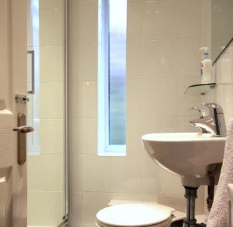 Blackwater Bed & Breakfast | Abacus Bed and Breakfast, Blackwater, Hampshire