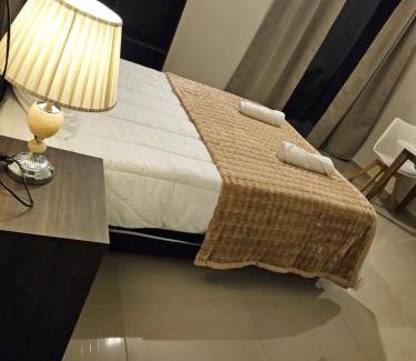 Fernando De La Mora Apartment | Abbey Road Inn I