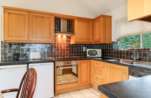 Denstone Cottage | ABBEY VIEW FARM COTTAGE, pet friendly, with open fire in Alton