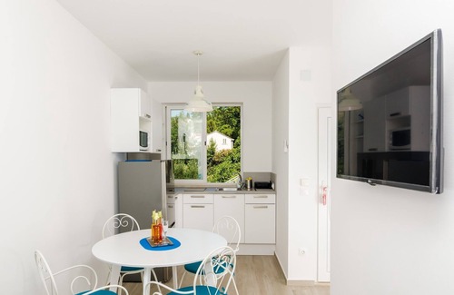 Lapad Apartment | ABC Lapad Apartments - Superior One Bedroom Apartment with City View (Apartment C)