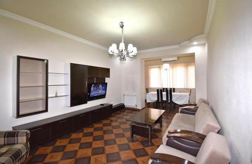 Kentron Apartment | Abovyan street, 1 bedroom Beautiful Renovated, Spacious apartment AB130