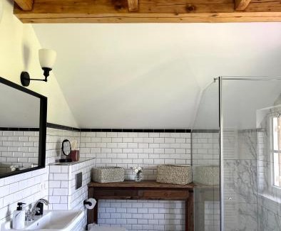 Schechen House | Abrahams Bayr Cottage