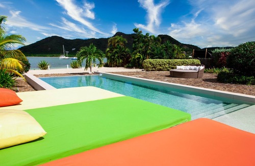 Jolly Harbour Villa | ABSOLUTE BEACH - Just a fews step to the beach