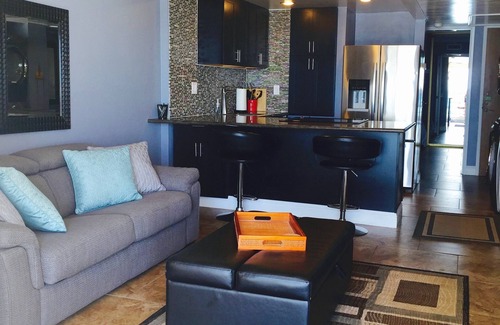Makaha Condo | Absolutely Beautiful Ocean Front Condo! Sleeps 4!