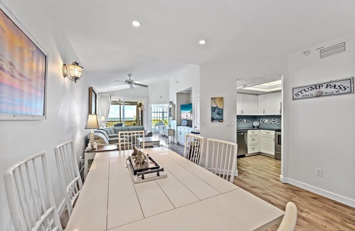 Palm Island Villa | Absolutely Gorgeous! And A Stunning View with resort amenity access! B3222A