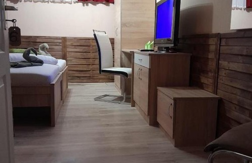 Nyirbator Hotel | Abszolút Hotel és Panzió