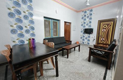 Vellore Apartment | AC HOMESTAY NEAR CMC AND RAILWAY STATION 2BHK and 3 BHK