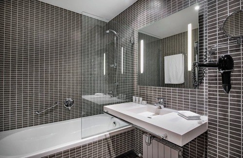 Burgos Hotel | AC Hotel Burgos by Marriott