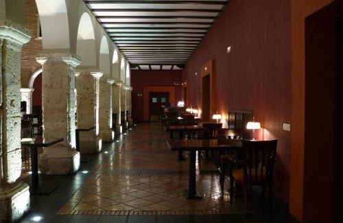Valladolid Hotel | AC Hotel Palacio de Santa Ana by Marriott