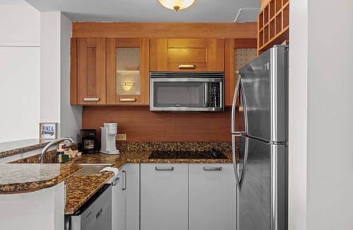 Puerta de Tierra Apartment | AC | Private balcony | Stunning ocean views | Old San Juan