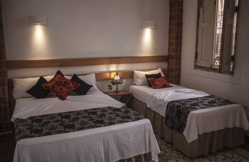 Tivoli House | ACA Auténtica Casa Antigua