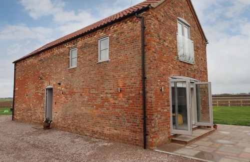 Boston House | Acacia Barn