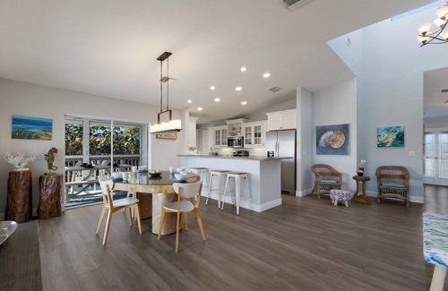 Anna Maria House | Acacia Breeze by Duncan Real Estate