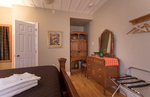 Saint-Sacrement Bed & Breakfast | Acacias Bed & Breakfast