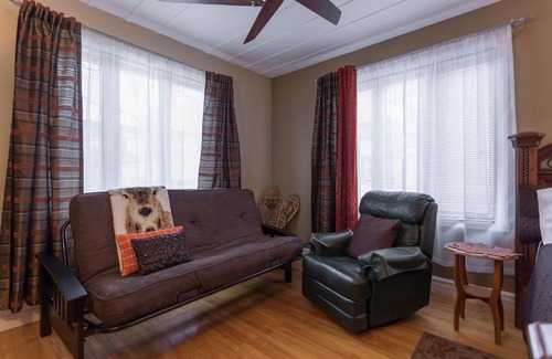Saint-Sacrement Bed & Breakfast | Acacias Bed & Breakfast