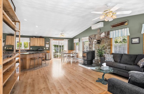 Narragansett House | Access to Narrow River! Exceptional outdoor space, one level living - close to beaches & more!