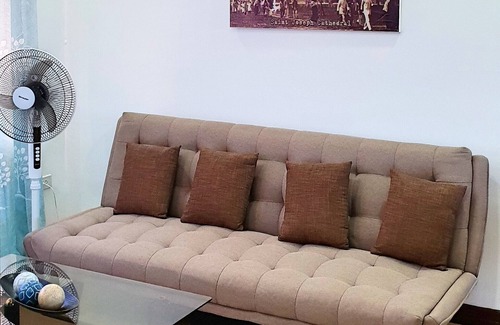 Danao Apartment | accommodates up to 6, with high-speed WiFi connection, fully functional kitchen