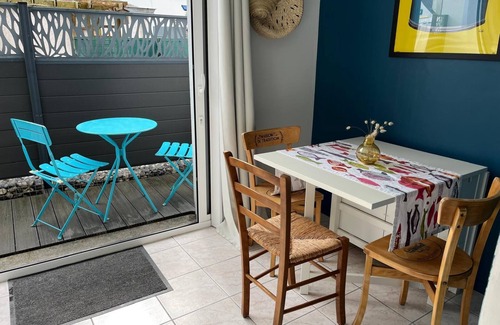 Treffiagat Apartment | Accommodation back from the beach