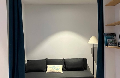 Treffiagat Apartment | Accommodation back from the beach