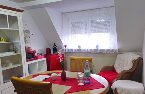 Grevenbroich Bed & Breakfast | Accommodation is conveniently located between the major cities of Cologne/Düsseldorf/Aachen