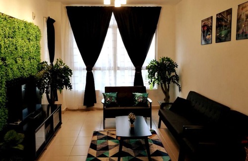 Bandar Kota Bharu Apartment | Accompany with birds chirping melody, Ken 1606 Home is the one for your comfort!