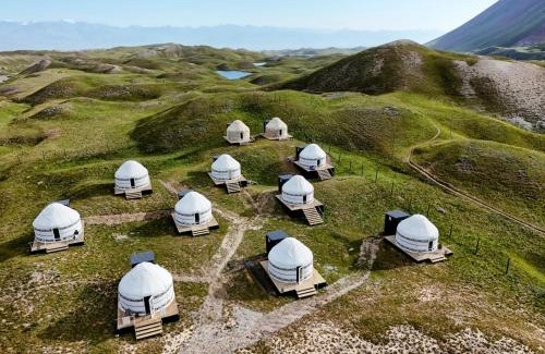 Osh Region Other | “Achik Tash” camp at the foot of Lenin Peak (7134 m)