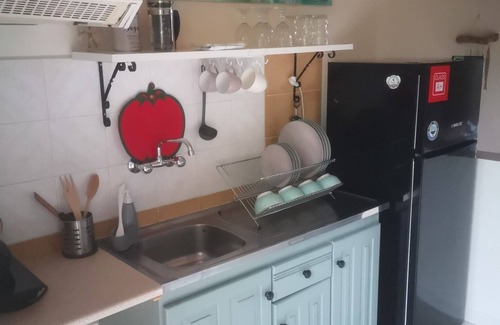 Paralia Skotinis House | Achillion b&b