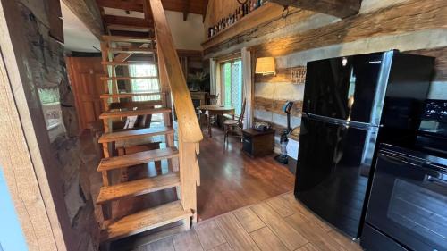 Logan House | Acorn Acres Cabins Frontier Log Cabin