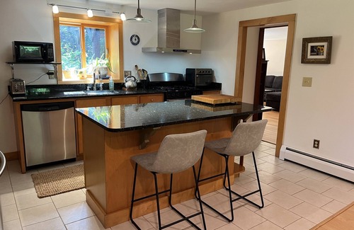Otego House | Acorn Cabin - Cozy cabin in the woods, near ASV