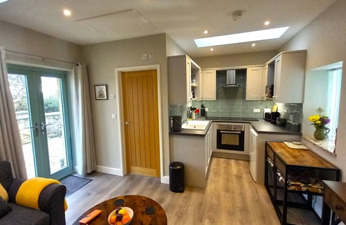 Saint Erth Praze Cottage | Acorn Cottage within easy reach of West Cornwall and the Lizard peninsular.