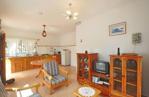 Praslin Island Apartment | Acquario Villa - Cozy Guesthouse with Privacy & Tranquility on Praslin Island