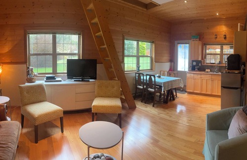 Otter Point House | Acre By the Sea Guest Suite - Ocean views and private Adult Spa package