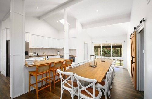 Holgate House | Acreage Estate | Mini Horses| Tennis Court | Outdoor Spa