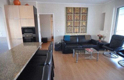 Pangrati Condo | Acropolis Blue 4 Bd 4 Ba, all ensuite baths