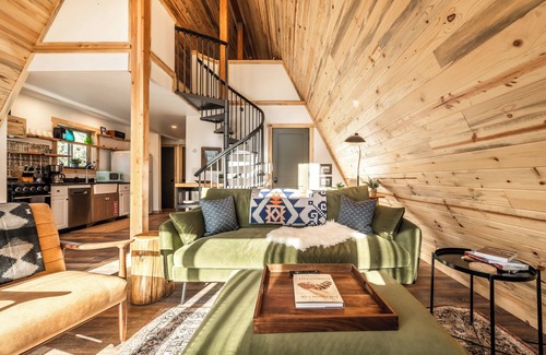 Florissant House | Acute Cabin