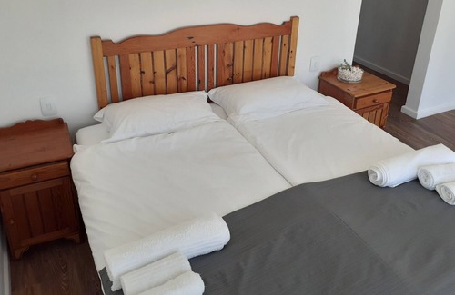 Yzerfontein House | Adam's Holiday House
