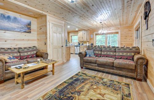 Adams House | Adams Cabin with Game Room and Fire Pit