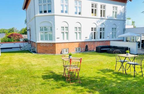 Aalborg Apartment | aday - City Central Mansion - 1 Bedroom with big terrace