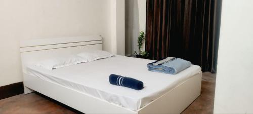 Hatigaon House | Ade's Homestay