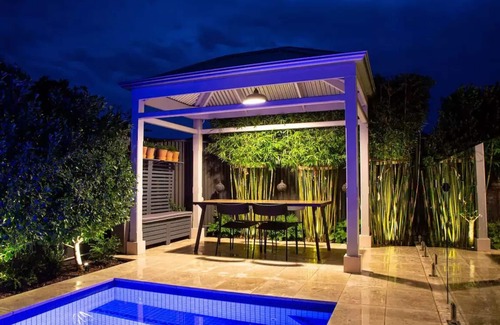Fullarton Apartment | Adelaide 5 Star Luxury Pool Villa Apartment at Hollidge House