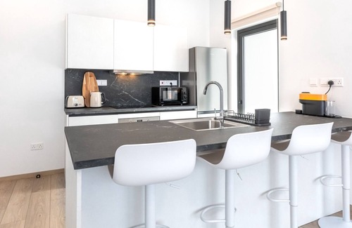 Kato Polemidia Apartment | Aden I - One Bedroom Apartment, Sleeps 2