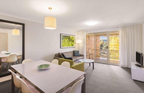 Manuka Apartment | Adina Serviced Apartments Canberra Kingston