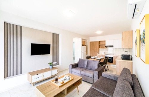Universal Apartment | Adolina One Bedroom Apartment 102