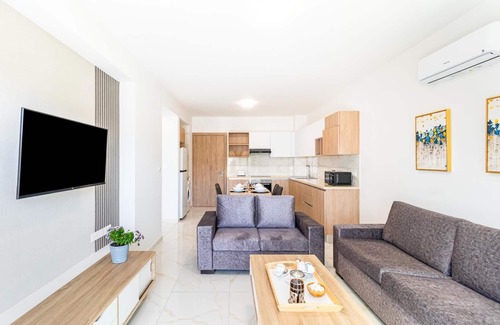 Universal Apartment | Adolina One Bedroom Apartment 102