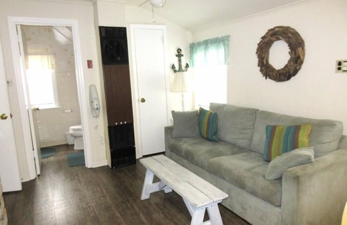Ship Bottom Apartment | Adorable 2 bedroom second floor duplex in Ship Bottom, short walk to the beach.