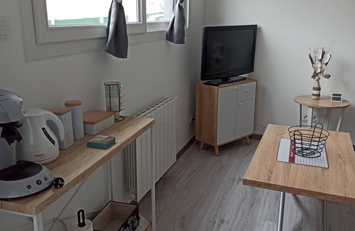 Vernon Cottage | Adorable accommodation★Cosy★Calme★WIFI★Washing machine