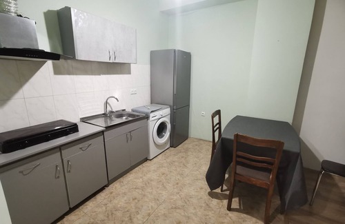 Didube Apartment | Adorable Apartment with WiFi in Charming Tbilisi Tsereteli.