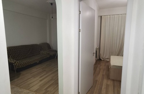 Didube Apartment | Adorable Apartment with WiFi in Charming Tbilisi Tsereteli.