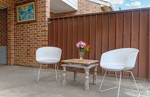 Bankstown House | Adorable Bankstown Townhouse - Next to Westfield!